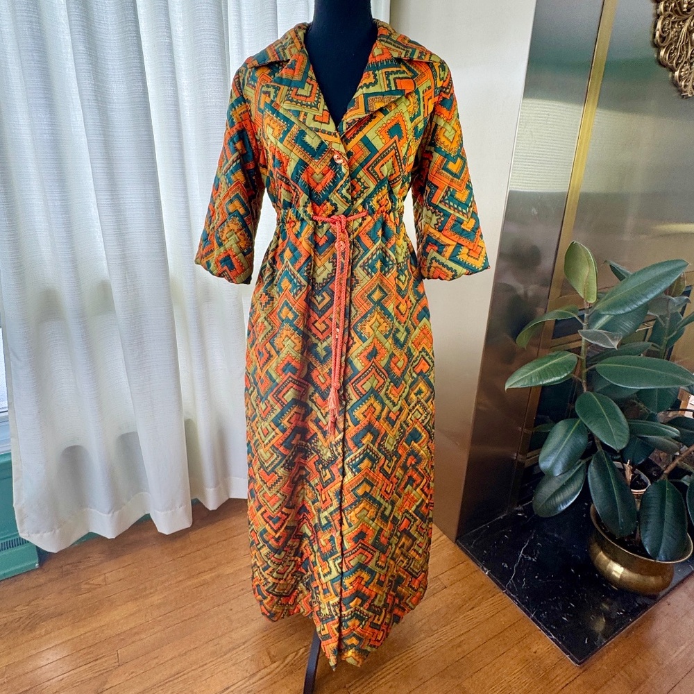 Vintage-Inspired Chevron Pattern Long Robe in Orange & Green